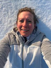 Some weeks, my brain acts like it's running a marathon with no finish line  in sight, overthinking every conversation, decision, and every little  thing. But today, I'm choosing to pause, to breathe,