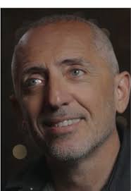 30 Ans de Scène : L'Héritage Humoristique de Gad Elmaleh