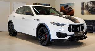 Larte Design Shows Off Its Shtorm Kit On A White Maserati Levante Carscoops Maserati Suv Maserati Luxury Cars