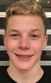 Munsell wins 5-1A state diving title