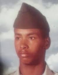 Desmond Willis's Instagram, Twitter & Facebook