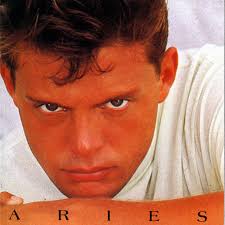Поделиться luis miguel — manana de carnaval (manha do carnaval) (romances 1997) luis miguel — historia de un amor (segundo romance 1994) Luis Miguel Spotify