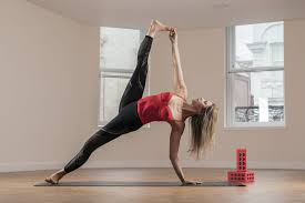 Learn proper alignment and basic yoga poses in the comfort of your home. 7 Best Online Yoga Classes To Stream At Home Glamour Uk