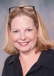 Director returns to the stage where she started