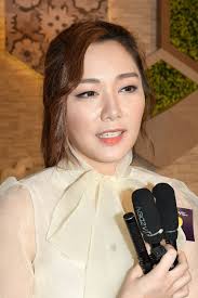 See more ideas about asian celebrities, how to slim down, how to memorize . è·ŸåŠ‰æ„·å¨ç·‹èžåš‡æ€•è¿½æ±‚è€…æ¹¯æ´›é›¯ å¤§å®¶è¦å¯«æˆ'å–®èº«