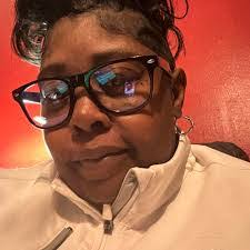 Donna Hoepfl's Instagram, Twitter & Facebook