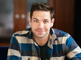 Jason Pickens's Instagram, Twitter & Facebook