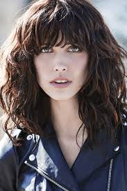 Voir plus d'idées sur le thème coupe de cheveux, cheveux mi long, cheveux. Les Plus Belles Coiffures Avec Frange