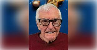 Jill Gale's Instagram, Twitter & Facebook