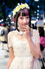 Looking Sickly Is Big In Japan Weird Fashion Trending Tokyo Fashion Fashion