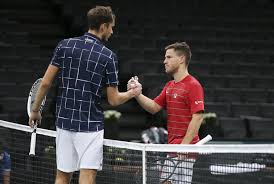 In a game of giants, 5'7 diego schwartzman stands out for his unwillingness to let his shortcomings define his game. Atp Finals 2020 Live Daniil Medvedev Vs Diego Schwartzman On Tv Live Stream And Live Ticker Tennisnet Com