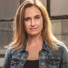 Sheila Stutler's Instagram, Twitter & Facebook