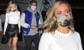 An eye witness says they wee apparently, kristin and jeff were seen hanging out in chicago, though at this time it's unclear whether or not they're in a relationship or just casually kissing. Kristin Cavallari And Jeff Dye Heat Up Romance Rumors While On A Hot Date Night At Craig S In La Daily Mail Online