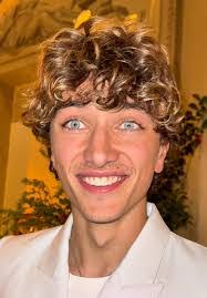 Gavin Barron's Instagram, Twitter & Facebook