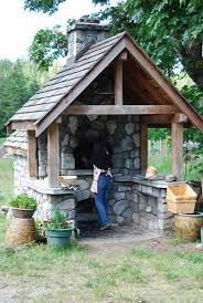 Hauschen Mit Holzbackofen Outdoorwood Holzbackofen Garten Hintergarten Holzhaus Garten