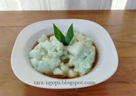 Bubur adalah makanan yang terdiri dari beberapa jenis tepung gandum, gandum atau rye, atau nasi.sumsum lembut gurih no gagal bubur sum sum kuah ubi manis es bubur sumsum bubur sumsum hijau cantik pandan bubur sum. Resep Bubur Sumsum Pandan Fiber Creme Tara Ngopi