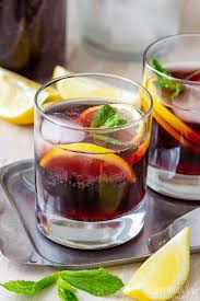 Spanish Calimocho Recipe Kalimotxo Happy Foods Tube Recipe Calimocho Recipe Wine Cocktail Recipes Kalimotxo Recipe