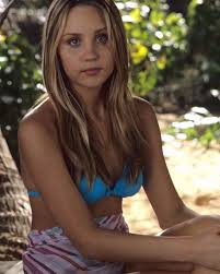 Amanda Bynes - Free pics, galleries & more at Babepedia