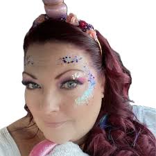 Colleen is an amazing writer! I have 17 of her books!!