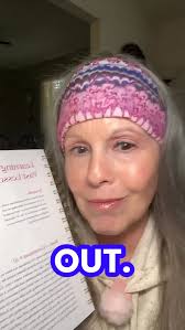 You want to read the Bible in a year and it's just overwhelming. You need  to checkout the #alabastercompany #bibleinayear #womensbiblestudy  #biblestudy #ugccreator