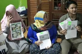Mengurus segala kebutuhan pernikahan bukanlah hal yang mudah, butuh waktu, ketenangan pikiran, dan kerja sama yang baik antara pasangan 5 Fakta Penipuan Wedding Organizer Di Cianjur Tergiur Harga Murah Hingga Korban Terus Bertambah Halaman All Kompas Com