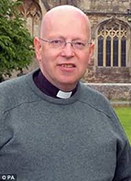 Do not approach this man: Police name 'scar-faced drifter' in search for  vicar's killer