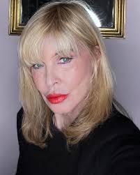 sandylintermakeup💄 coming to terms with aging is never easy. I've tried to  make it as easy as I can by working with the best @drrobertanolik  injections photos 2017 @drdavidrosenberg facelift And I'm