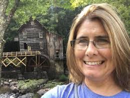 Denise Whitman's Instagram, Twitter & Facebook