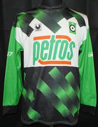 Cercle brugge ksv, stamnummer 12, is een belgische voetbalploeg die uitkomt in de jupiler pro leagu. Cercle Brugge Home Football Shirt 1992 1994