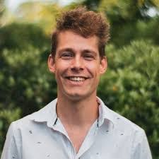 Steven Tavernier's Instagram, Twitter & Facebook