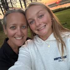 If seen a lot of people ask for 2 bedroom layouts for 14x40... We did make  some changes; standing shower instead of tub so stackable washer and dryer  can fit, angled bathroom