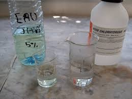 L'acide chlorhydrique est surtout utilisé dans l'industrie pour le nettoyage, pour ses réactions chimique (pétrole, cuir, démolition) et aussi dans l'élaboration de certain aliment (aspartame entre autre). Dissoudre Preparation Reportage Recuperer L Or Des Cartes Meres Page 11 Sur 18