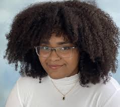 Business faculty, entrepreneurship minor help set soon-to-be graduate