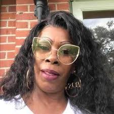 Amber Ussery's Instagram, Twitter & Facebook