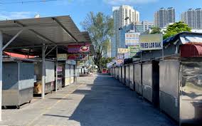 Gurney drive is the best place to hunt for delicious and cheap street foods in penang, malaysia. Just A Table For Two Please Say Penang Food Hawkers Amid Mco Struggle Free Malaysia Today Fmt