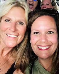 Profilo per Colleen Roeschlein