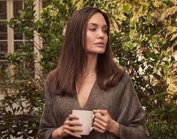 By andy rose and aya elamroussi, cnn. Angelina Jolie Dons Part Arab Labels For British Vogue Shoot Arab News