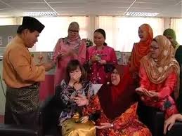 Telefon sambungan emel rasmi pkg kuching 75 pegawai teknologi pendidikan abdul malek bin hj. Btpnswk Ucapan Raya 2015 Daripada Warga Bahagian Teknologi Pendidikan Negeri Sarawak Youtube