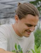 Bologna, la startup che pianta gli alberi (e li segue con il Qr code)