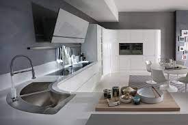 Artika Line The Original Curved Kitchen An Italian Kitchen Design Classic Classic Kitchen Design Contemporary Kitchen Remodel Curved Kitchen