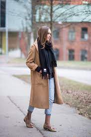 Camel coat with a plaid scarf and white trainers: Pin Su My Style Outfits
