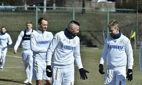 Це офіційна сторінка федераії футболу україни. Dmcd3cywbxzj8m