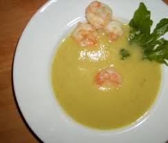 Leichte Zucchinisuppe Mit Garnelen Rezept Zucchinisuppe Garnelen Suppe