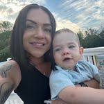 Kate Holifield's Instagram, Twitter & Facebook