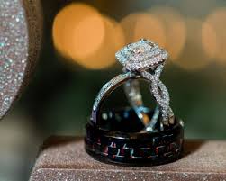 Elizabeth Danny Wedding Magnolia Halle San Antonio Tx Us Wedding Rings Diamond Wedding Rings Engagement Rings