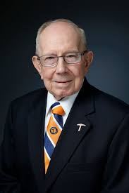 UTEP selects its Distinguished Alumni, Golden Nugget recipients