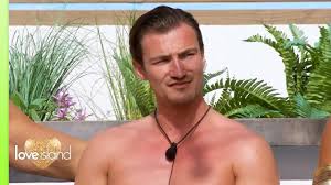 Love island ended with a shocker tonight as new bombshell brett staniland made his grand arrival in the villa. T Uunnpdsuvj5m