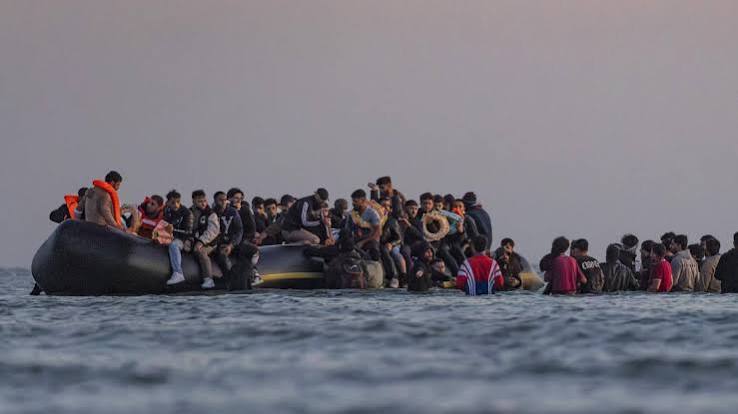 Around 140 migrants rescued by RNLI from dinghy in English Channel after 10-hour journey | LBC