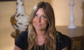 Jun 21, 2021 · in passato la conduttrice ha litigato con selvaggia lucarelli, vladimir luxuria e l'ex compagno morgan (da lei più volte accusato, anche tramite social, di non aver mai provveduto agli alimenti di sua figlia anna lou castoldi, sua primogenita). Selvaggia Lucarelli Polemica Con Le Fashion Blogger Alla Mia Eta Non Guadagnerete Piu Nulla Velvet Gossip