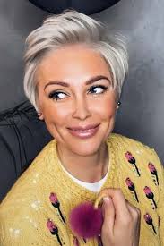 There are so many pretty hair colors to choose from! 25 Eye Catching Styles For Bleached Hair Lovehairstyles Com